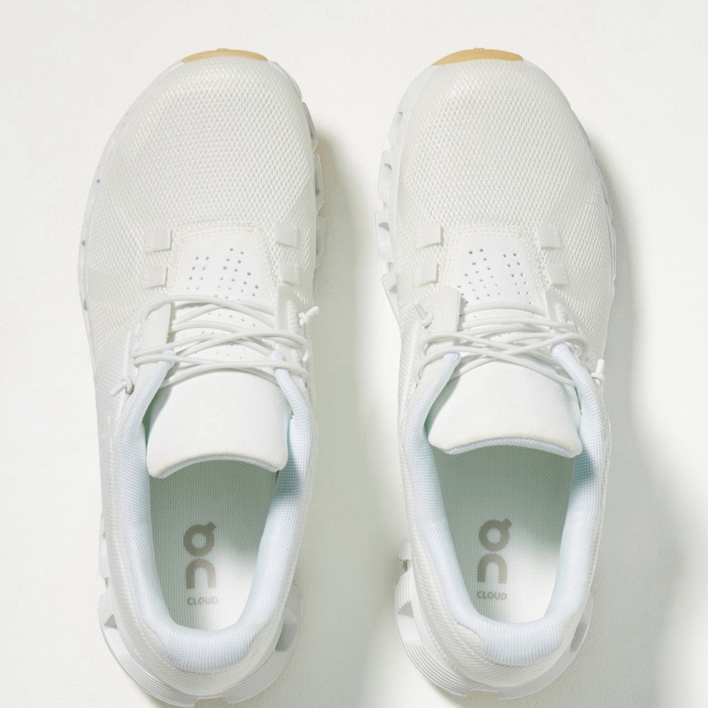 On Cloud 5 Women’s Undyed
